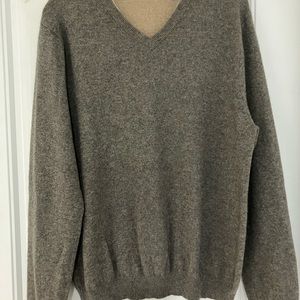 BRAGA - 100% Cashmere Men’s Medium V-Neck Sweater